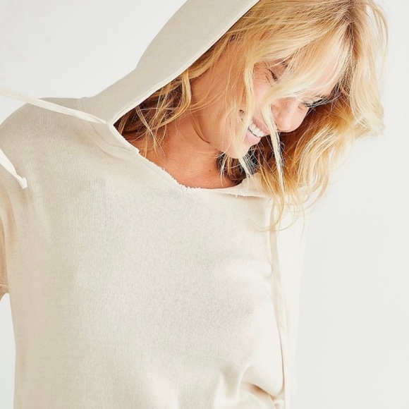 𝅺Free People Beach, two piece, cream social set - Picture 13 of 15